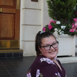 Meet your Posher, Acadia